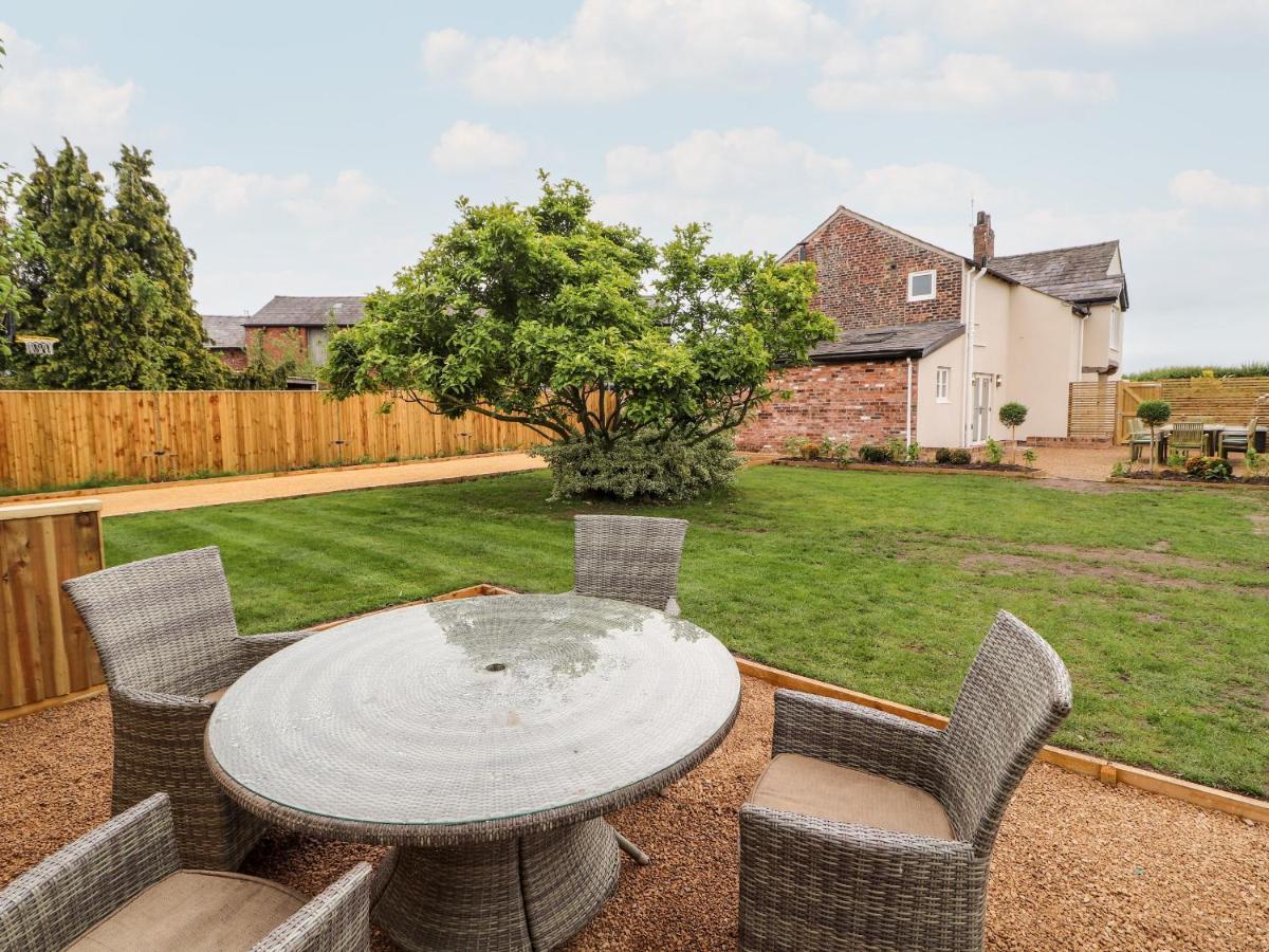 Legh Oaks Farm Villa Knutsford Luaran gambar